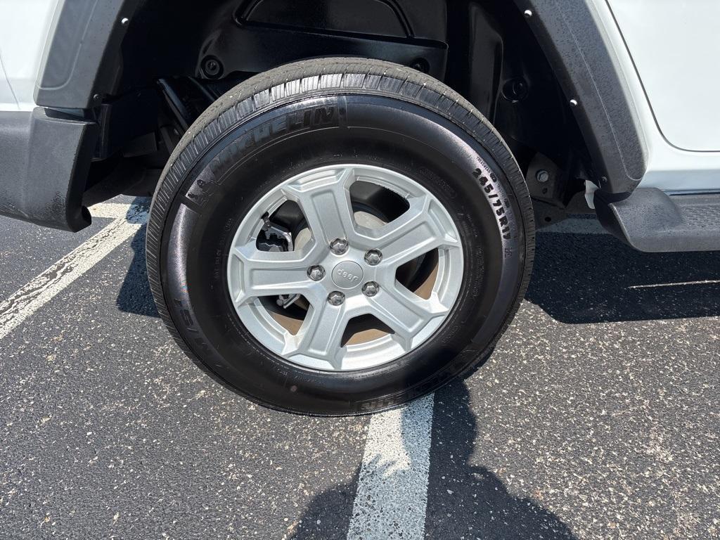 used 2022 Jeep Wrangler Unlimited car, priced at $28,787