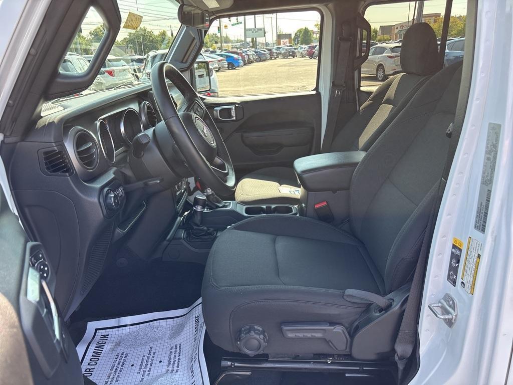 used 2022 Jeep Wrangler Unlimited car, priced at $28,787