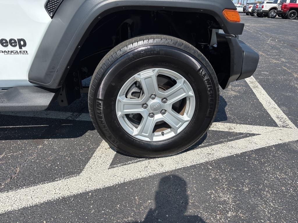 used 2022 Jeep Wrangler Unlimited car, priced at $28,787