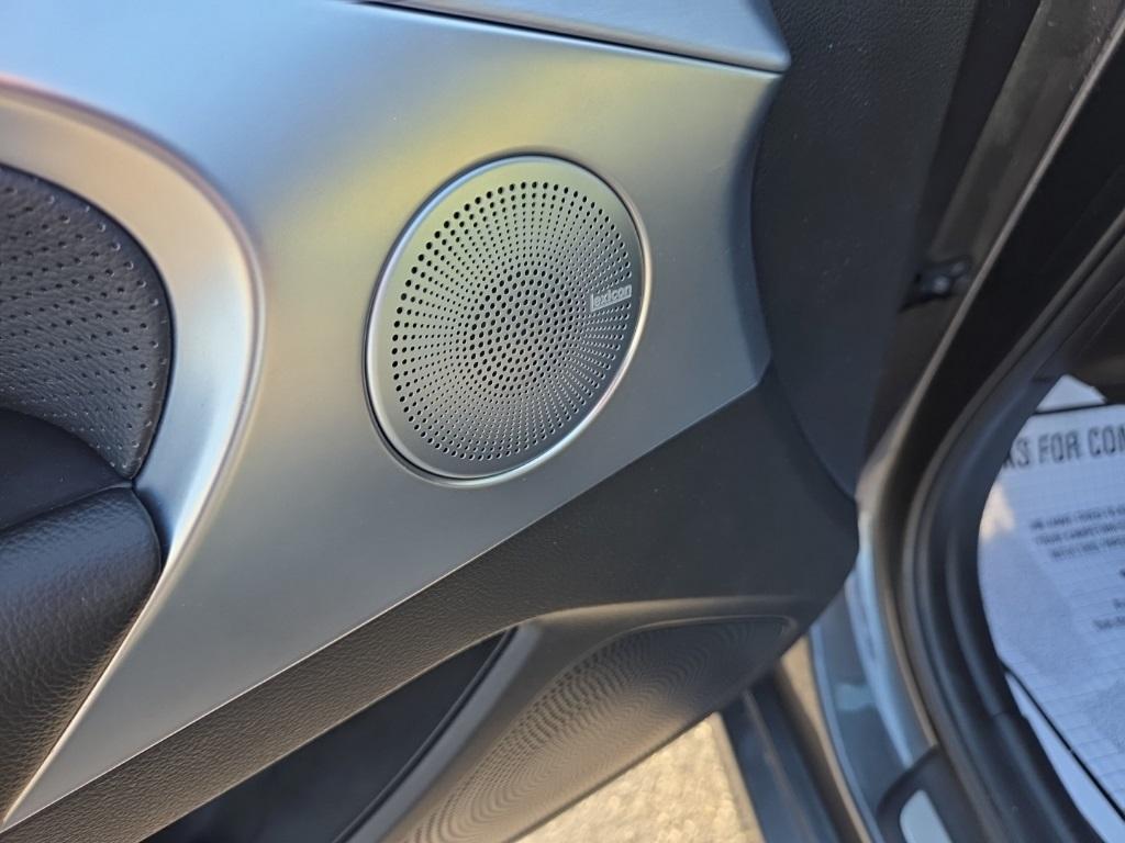 used 2021 Genesis G70 car, priced at $26,250