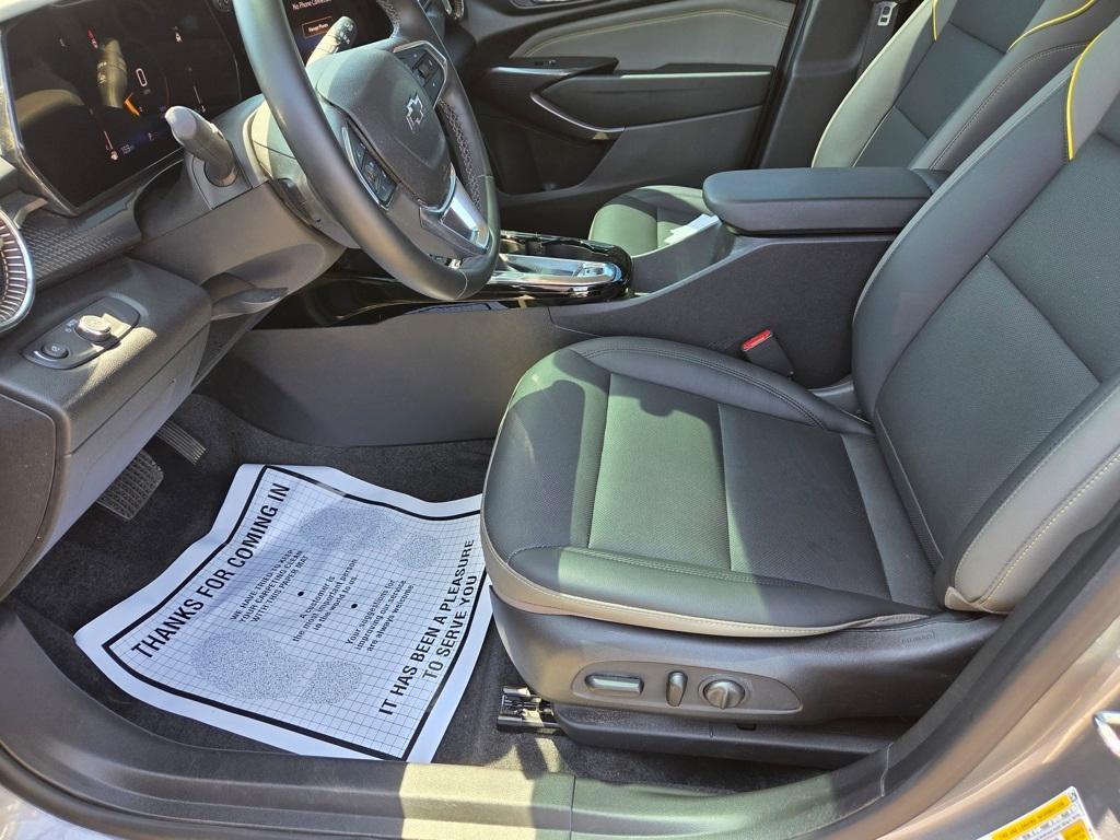 used 2024 Chevrolet Trax car, priced at $23,985