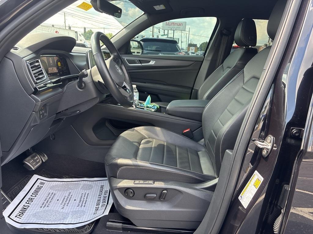 used 2024 Volkswagen Atlas Cross Sport car, priced at $39,284