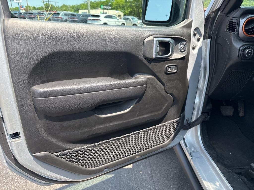 used 2023 Jeep Gladiator car, priced at $42,335