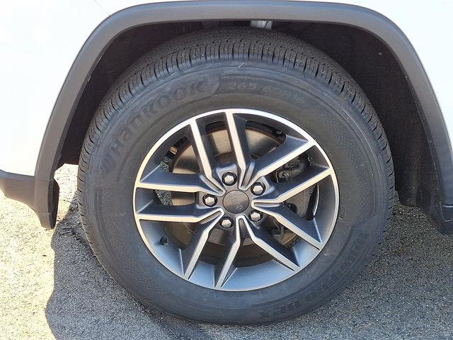 used 2020 Jeep Grand Cherokee car, priced at $21,900
