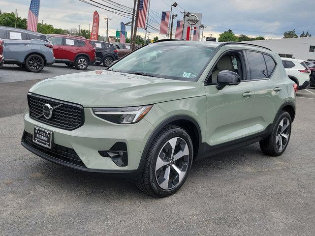 used 2023 Volvo XC40 car, priced at $39,200