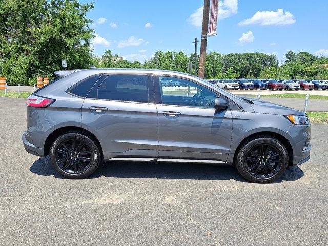 used 2024 Ford Edge car, priced at $32,900