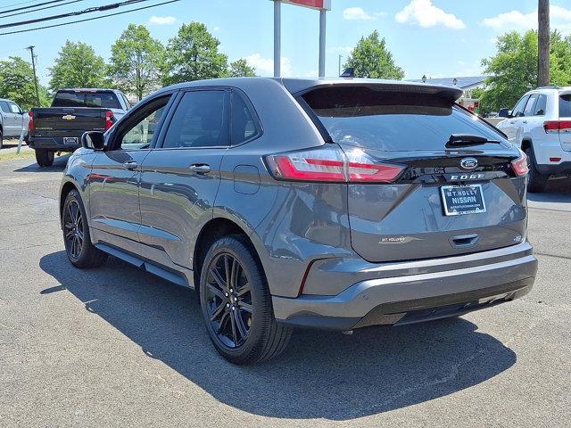 used 2024 Ford Edge car, priced at $32,900