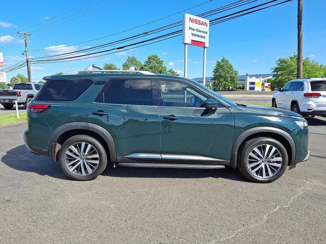 used 2022 Nissan Pathfinder car, priced at $35,900