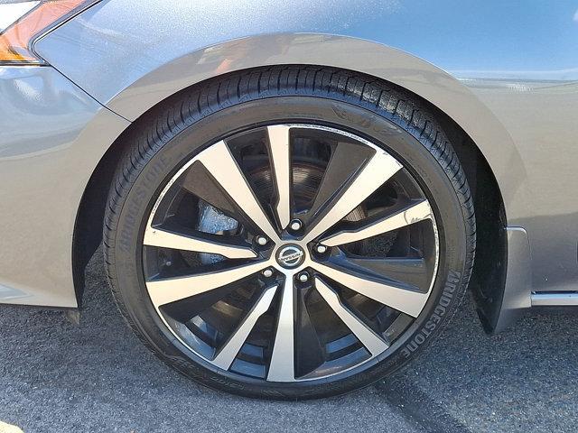 used 2022 Nissan Altima car, priced at $22,900