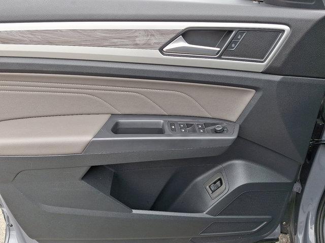 used 2021 Volkswagen Atlas Cross Sport car, priced at $25,900