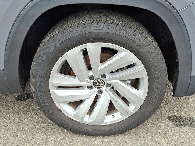 used 2021 Volkswagen Atlas Cross Sport car, priced at $25,900