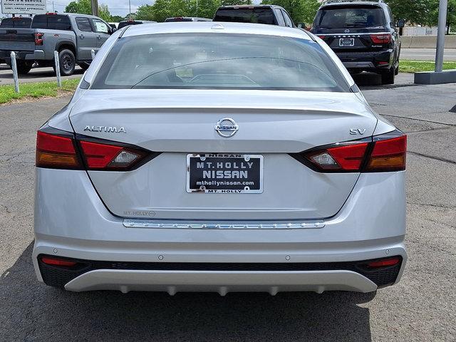 used 2022 Nissan Altima car, priced at $22,000