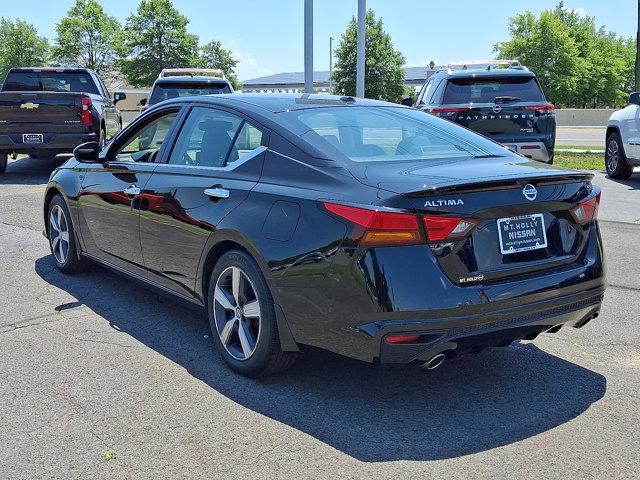 used 2019 Nissan Altima car, priced at $18,900