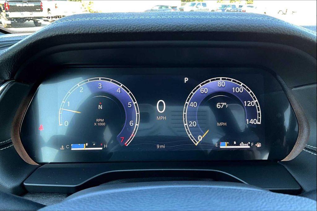 new 2025 Jeep Grand Cherokee car, priced at $47,680