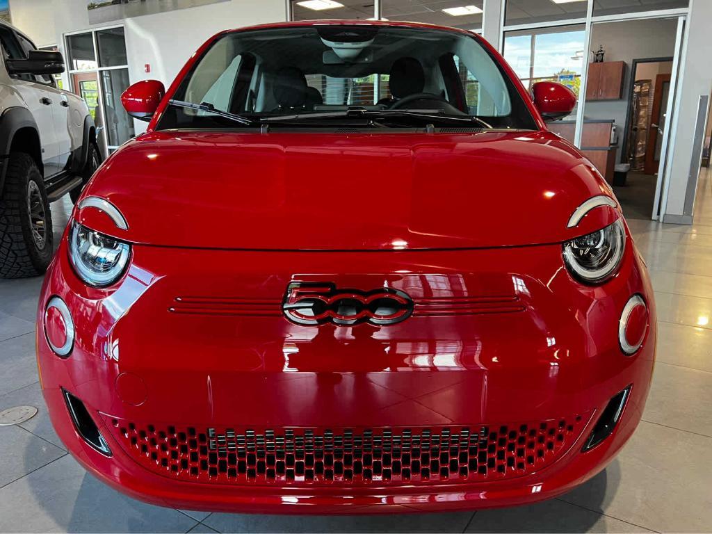 new 2024 FIAT 500e car, priced at $29,499