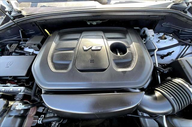 used 2018 Jeep Grand Cherokee car, priced at $23,388