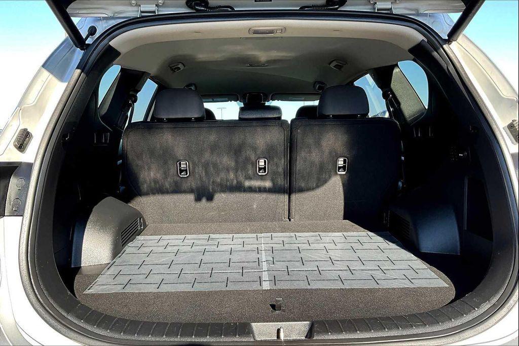 used 2023 Hyundai Santa Fe car, priced at $23,788