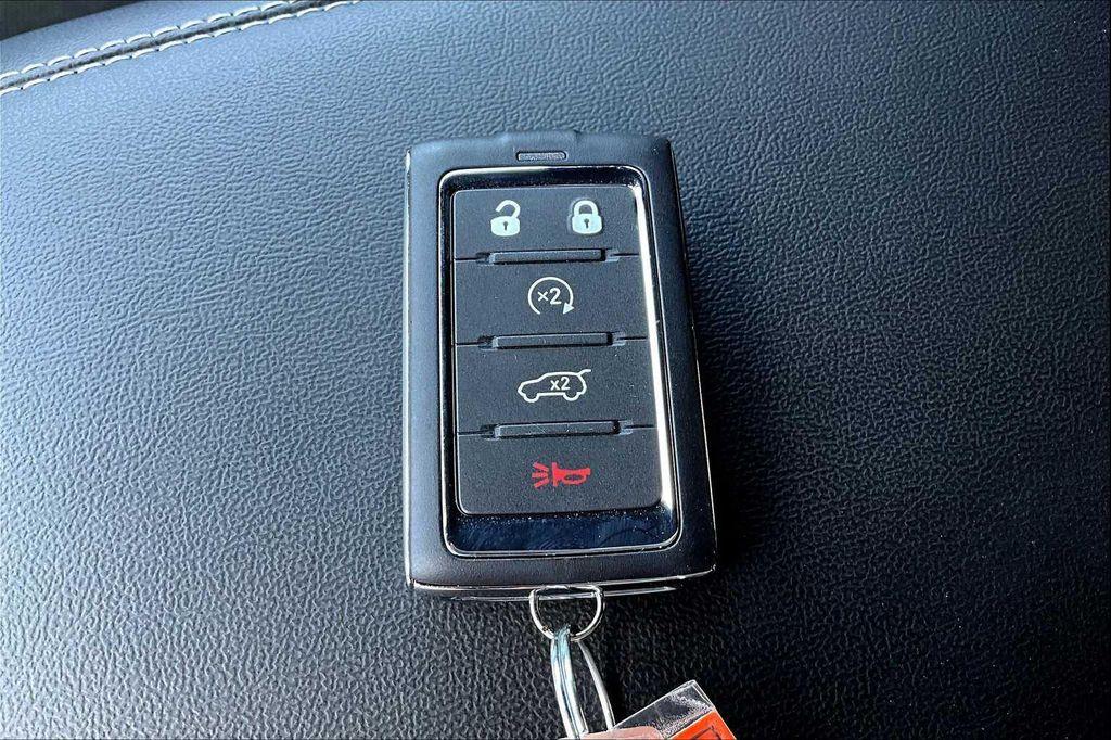 new 2025 Jeep Grand Cherokee L car, priced at $41,997