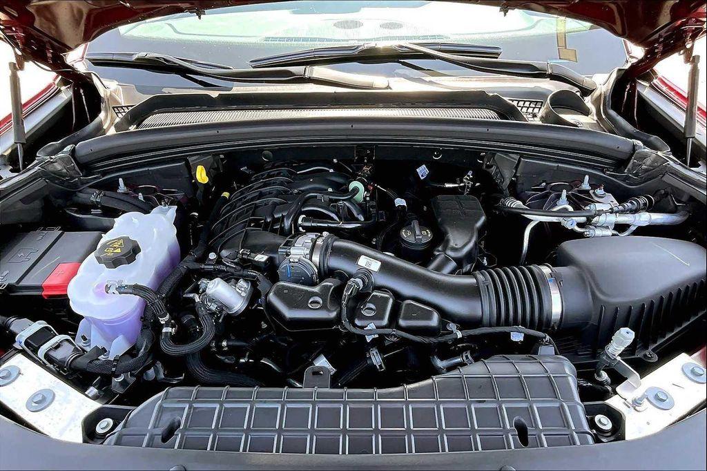 new 2025 Jeep Grand Cherokee car, priced at $39,767