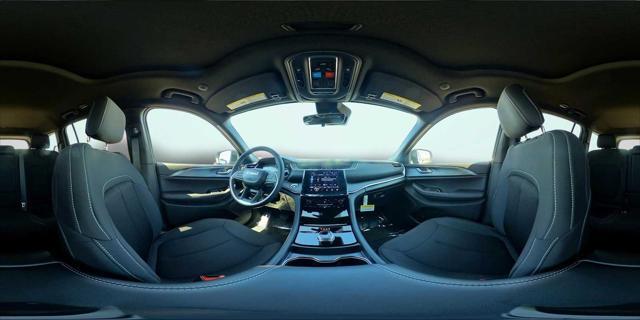 new 2025 Jeep Grand Cherokee car, priced at $39,767