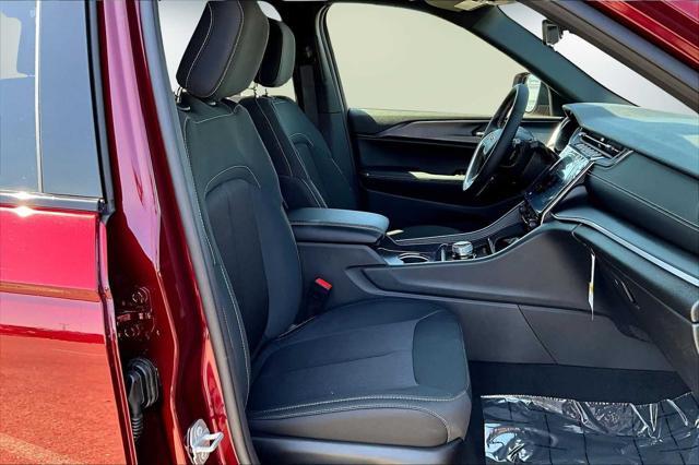 new 2025 Jeep Grand Cherokee car, priced at $39,767