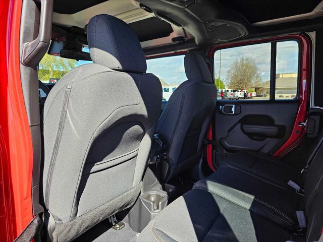new 2025 Jeep Wrangler car, priced at $50,590