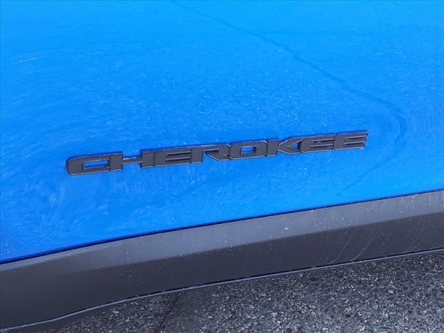 new 2023 Jeep Cherokee car, priced at $32,621