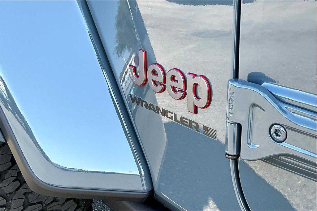 new 2025 Jeep Wrangler car, priced at $68,255