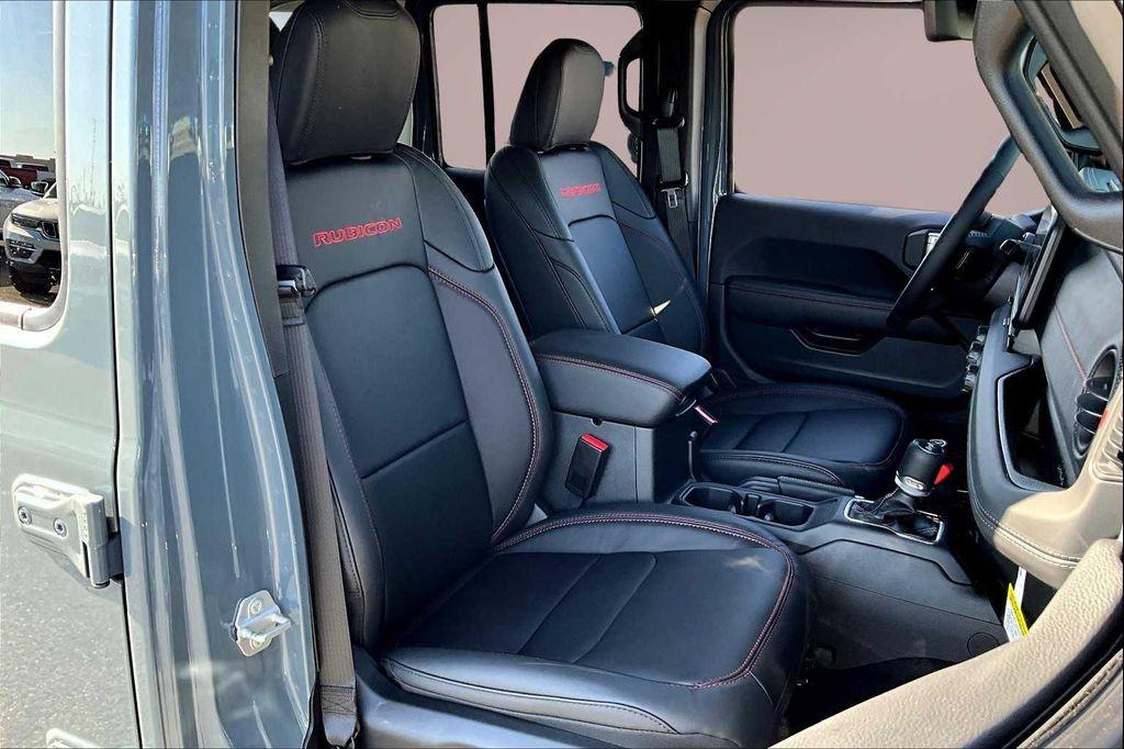 new 2025 Jeep Wrangler car, priced at $68,255