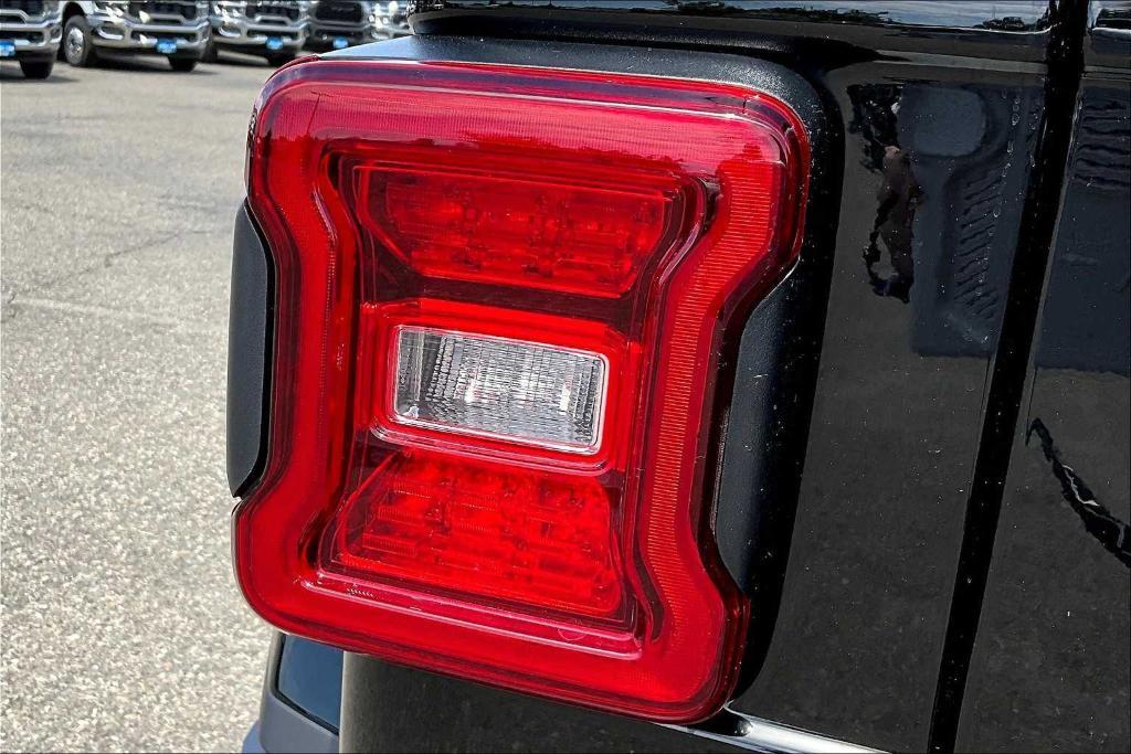 new 2025 Jeep Wrangler car, priced at $64,395