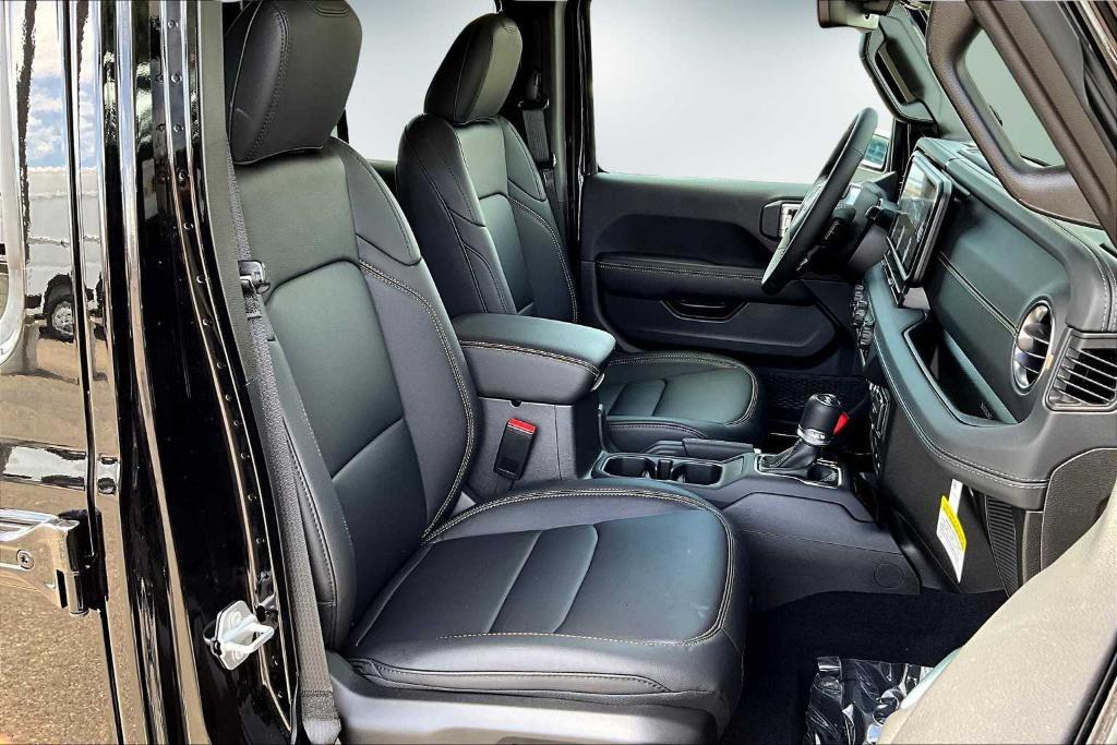 new 2025 Jeep Wrangler car, priced at $64,395