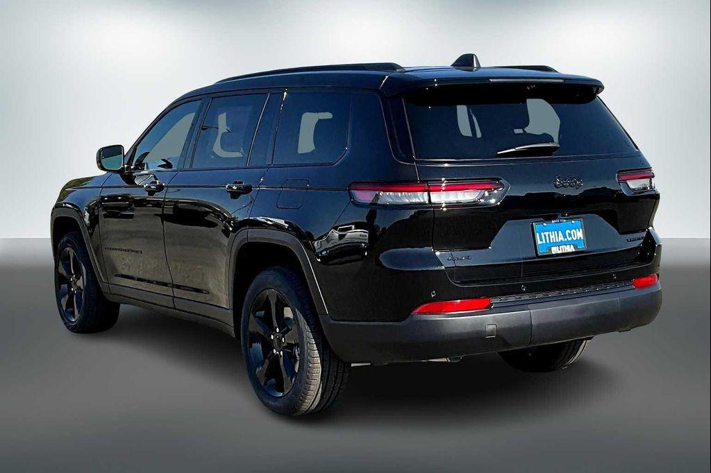 new 2025 Jeep Grand Cherokee L car, priced at $54,030