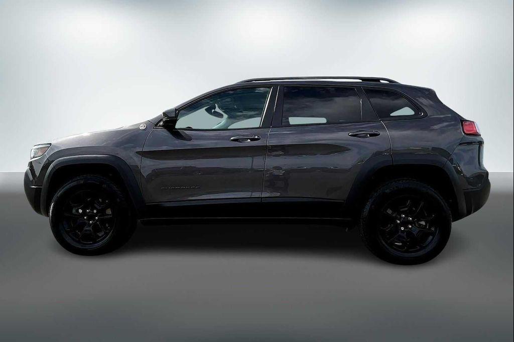 used 2020 Jeep Cherokee car, priced at $22,488
