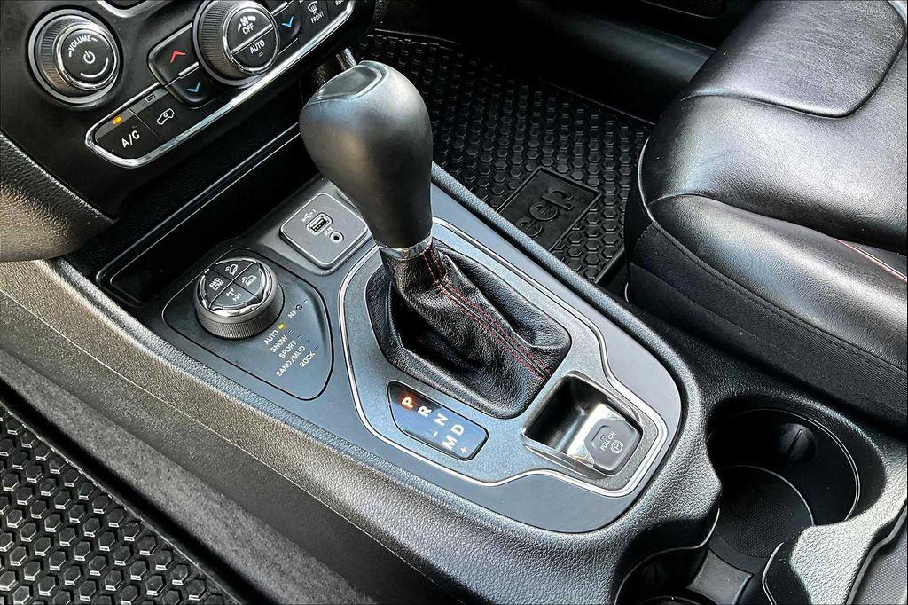 used 2020 Jeep Cherokee car, priced at $22,488