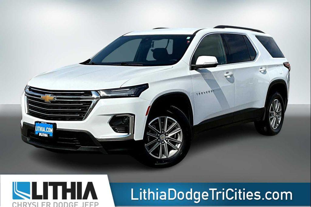 used 2023 Chevrolet Traverse car, priced at $27,488