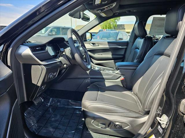 new 2025 Jeep Grand Cherokee L car, priced at $56,712