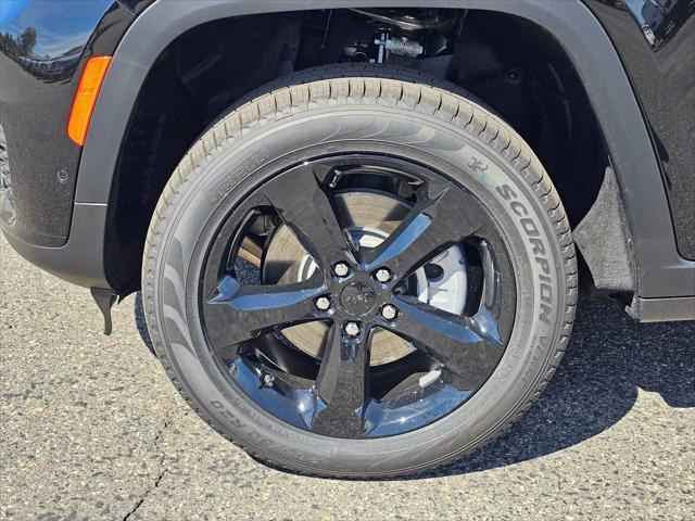 new 2025 Jeep Grand Cherokee L car, priced at $56,712