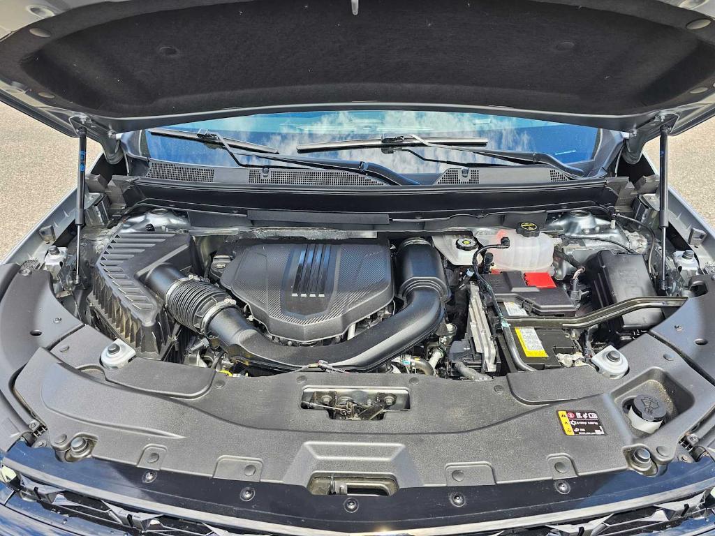 used 2024 Chevrolet Traverse car, priced at $56,999