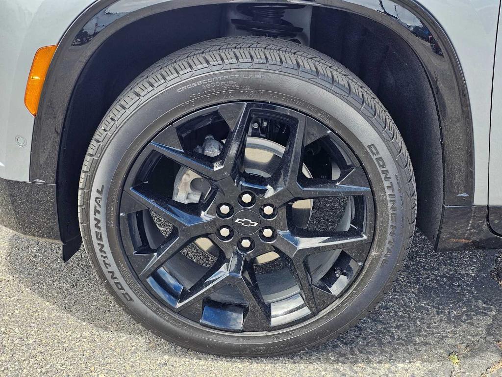 used 2024 Chevrolet Traverse car, priced at $56,999
