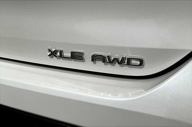 used 2020 Toyota Highlander car, priced at $29,788
