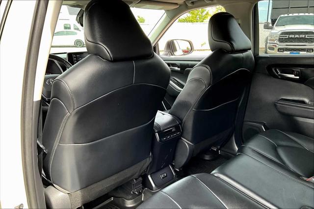 used 2020 Toyota Highlander car, priced at $29,788
