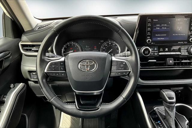 used 2020 Toyota Highlander car, priced at $29,788