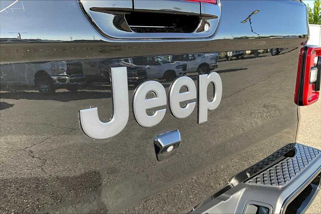 used 2023 Jeep Gladiator car, priced at $35,499
