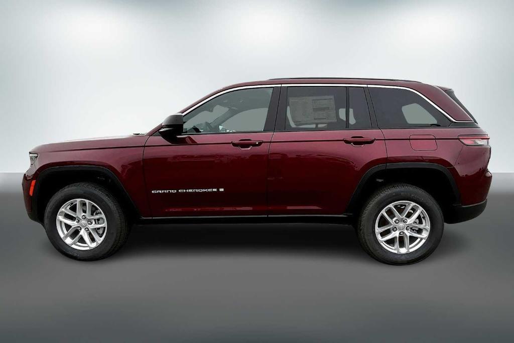 new 2025 Jeep Grand Cherokee car, priced at $37,522