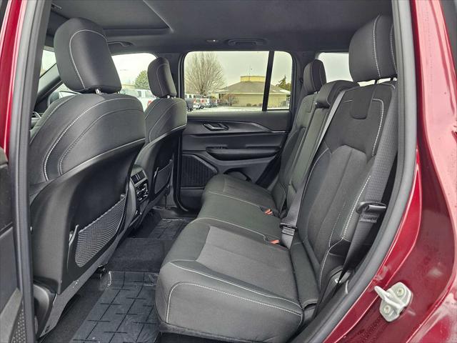 new 2025 Jeep Grand Cherokee car, priced at $39,670
