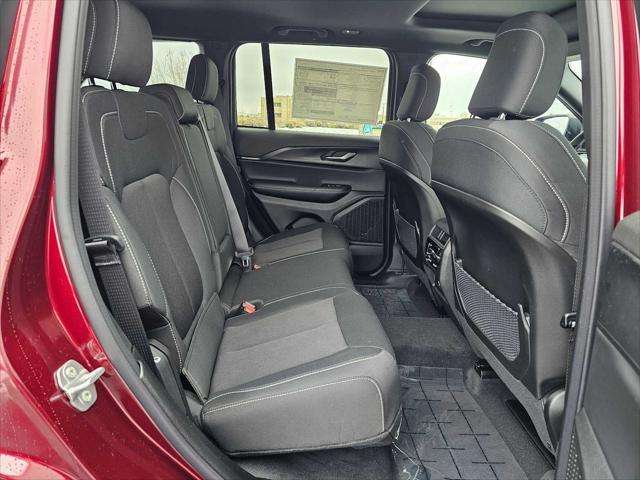 new 2025 Jeep Grand Cherokee car, priced at $39,670