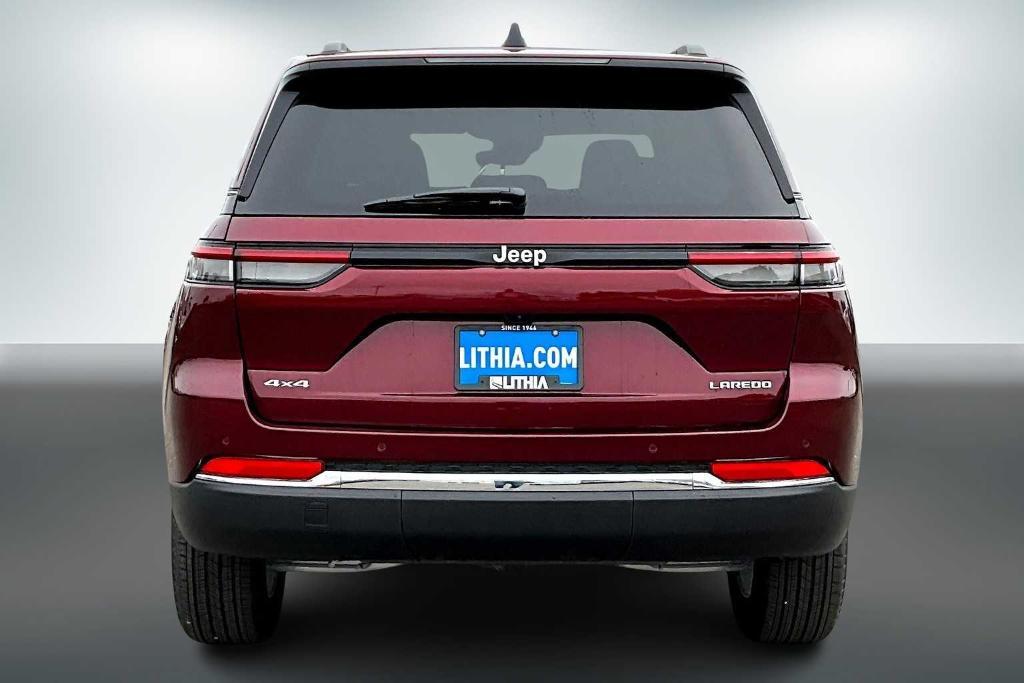 new 2025 Jeep Grand Cherokee car, priced at $37,522