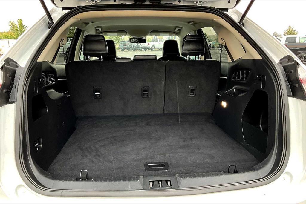 used 2024 Ford Edge car, priced at $24,988