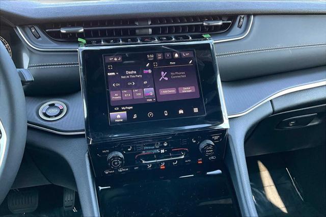 new 2025 Jeep Grand Cherokee car, priced at $40,705