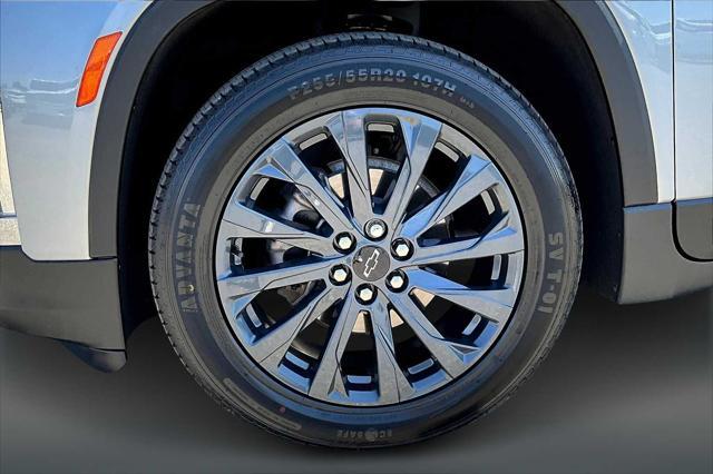 used 2023 Chevrolet Traverse car, priced at $33,999